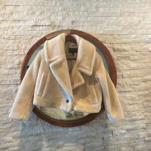 NWT Banana Republic Vintage Style Faux Fur Sherpa Crop Size M Petite